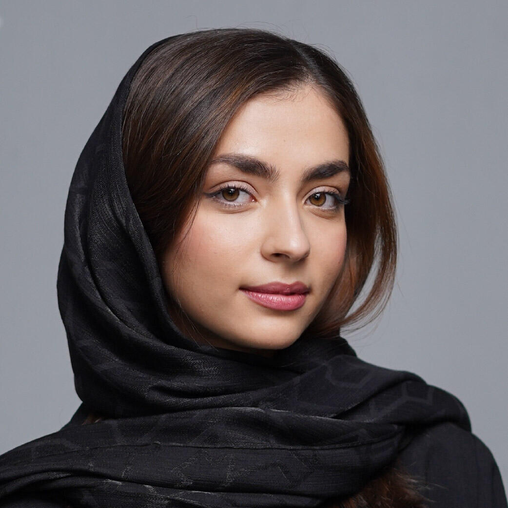 زهرا توکلی