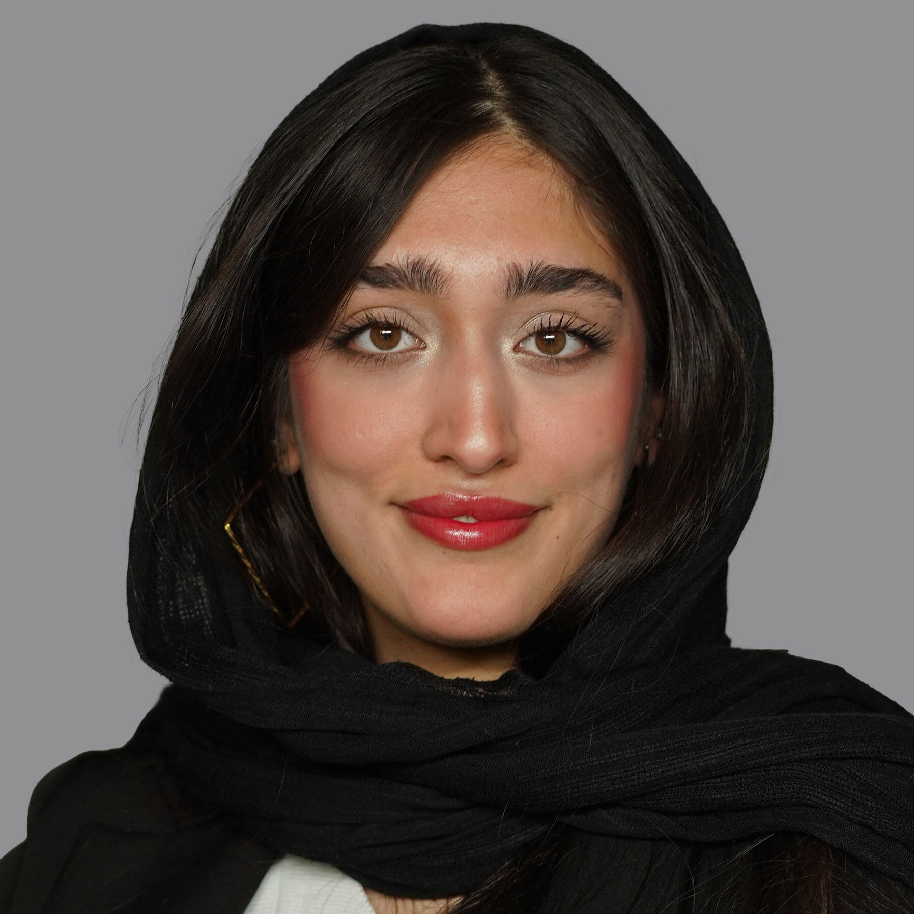 آوین عارفی